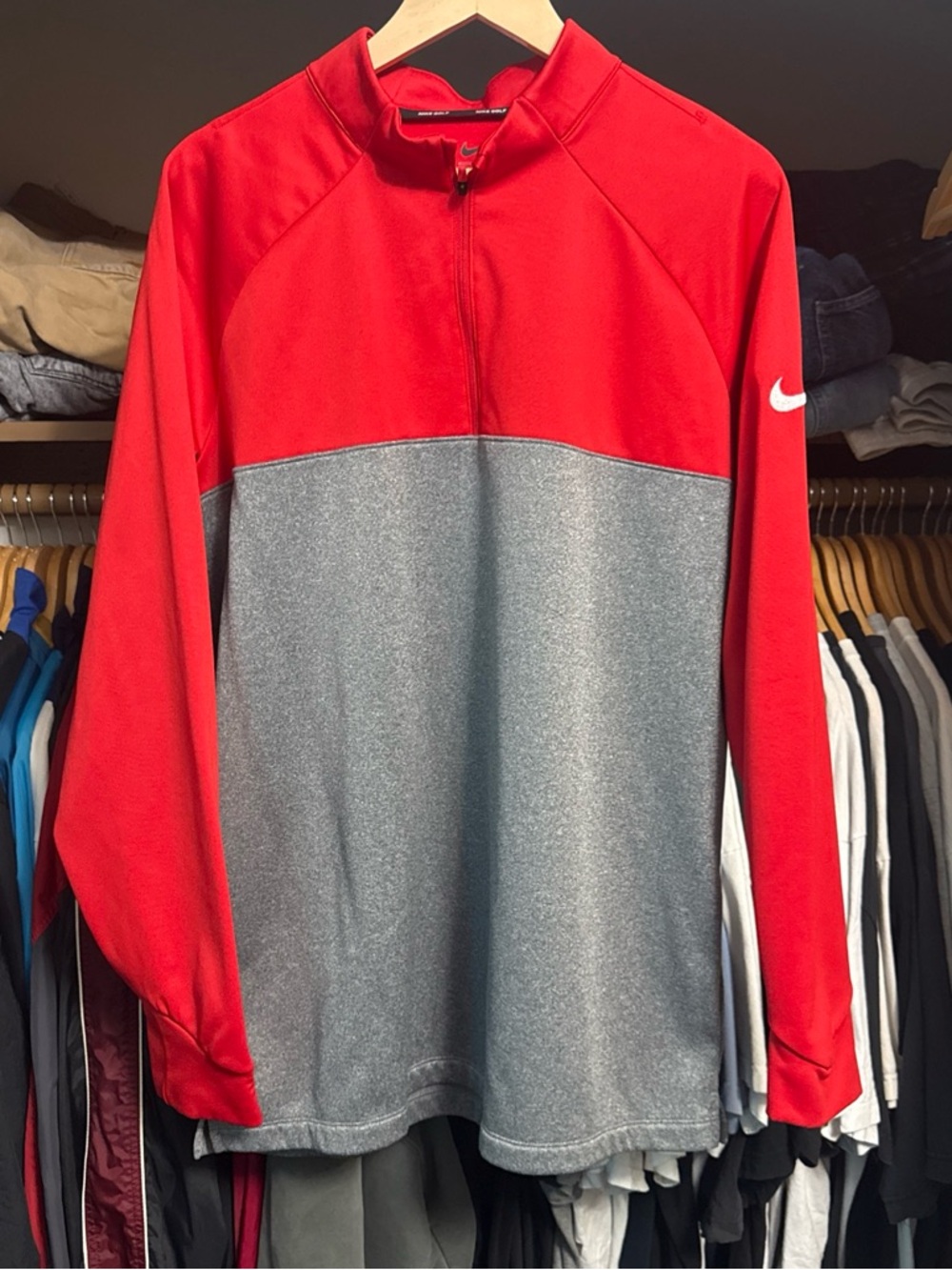 Nike Golf 1/4 Zip Pullover Men’s XLarge Long Sleeve Red and Gray